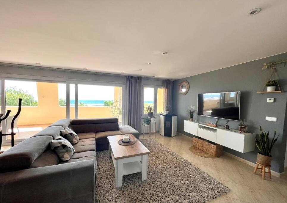 3Apartamento De Tres Habitaciones Емпуріабрава Екстер'єр фото